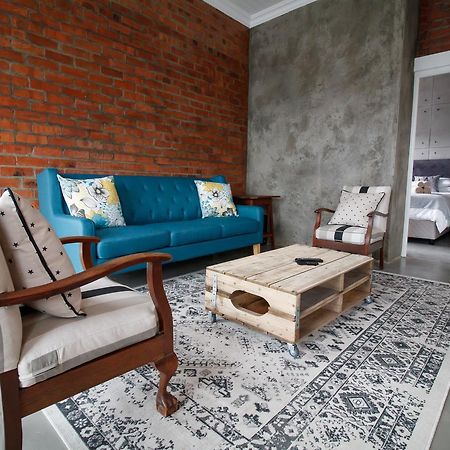 Rustic Retreat Apartment In Durbanville Bagian luar foto